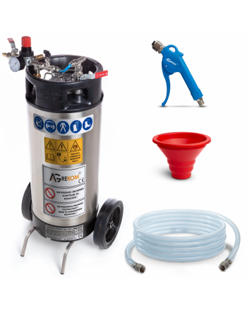 Cleaning foam sprayer
